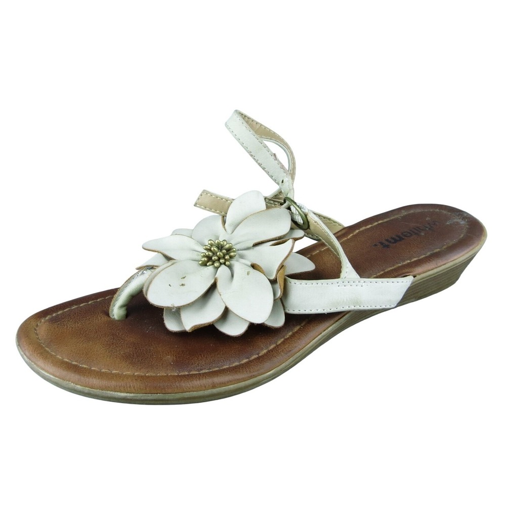 White Mountain Goofy Women Slingback Sandal Shoes White Synthetic Size 7.5 Med
